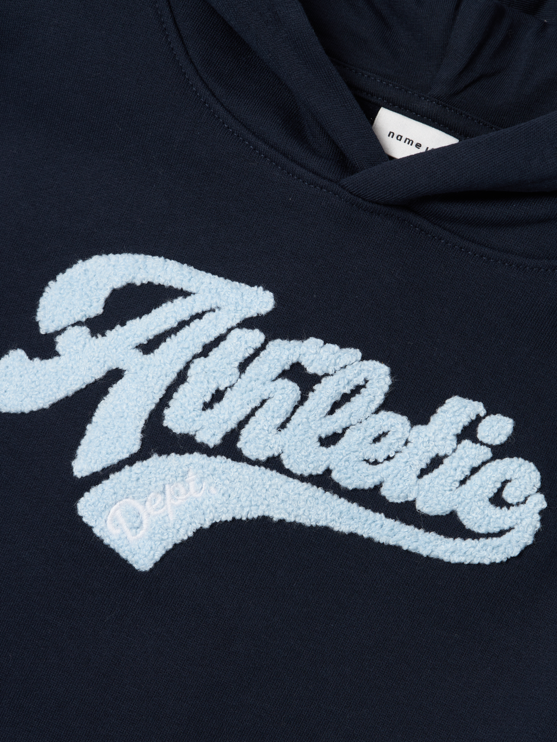 model_shot-front_full